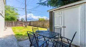 Entire Apt in South Seattle Workspace and Yard - Image 3