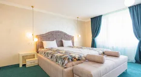 Lecardo Hotel - Image 2