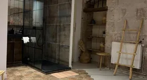 Gîte 4 étoiles - Sauna & Balnéo jacuzzi privatifs - Image 3