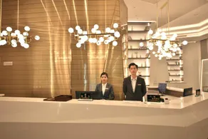 Yibin moon Peninsula Light Hotel(University City & Exhibition Center) - Image 4