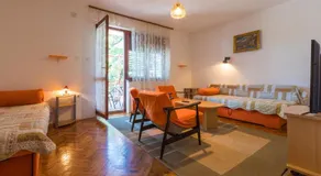 Schöne Ferienwohnung mit Terrasse, Grill und Garten | Haustiere erlaubt - Image 2