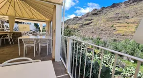 Histórica Casa con vistas al Jardín de Cactus y montañas - Image 3