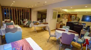 City Hotel Marmaris - Image 4