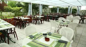Hôtel Restaurant Maison Blanche Rungis - Image 5