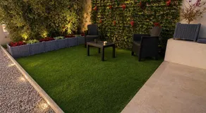 Love Room - Balnéo 4 places - King Size - Jardin privatif - Tarif dégressif plus de 1 nuit - Image 4