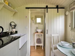 Luxurious camping cottage in Nordley, No Deposit - Image 4