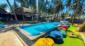 iHome Backpacker Resort - Image 5