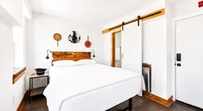 City Lights Boutique Stay Philadelphia GSS H1 - Image 2