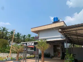 Hotel O S N M  Rooms - Image 2