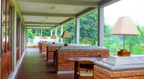 Ehalagala Lake Resort - Image 3