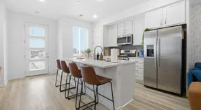 Sleeps 8, Fire pit, Near DIA & Downtown Denver - Image 3