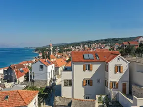Apartment MJ - Comfort Two Bedroom Apartment with Terrace and Sea View Skaro - Image 5