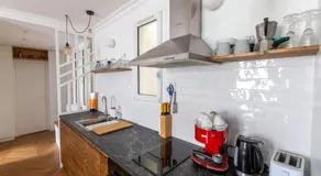 Appartement contemporain rénové dans le centre de Paris - Image 4