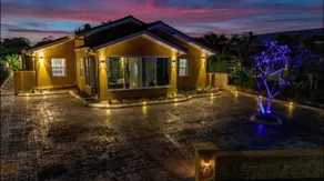 Tranquility Resort Villa - Image 4