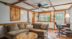 Coastal Comfort with Stunning Harbor Views - Image 2