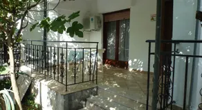 Kosta's House - Image 4