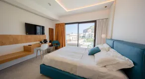 Sunset Hotel - Image 2