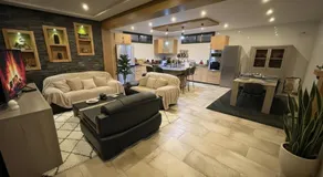 Villa Lumiere-Luxury Retreat with Private Spa and Garden - Image 3