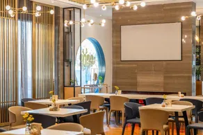 Yihan Cloud Hotel (Yixing City Center Jiaoq Pedestrian Street Branch) - Image 3