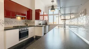 Gaspar House in Areeiro by Hosty - Image 4