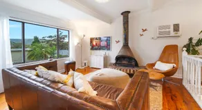 3BDRM Bayside Family Retreat with Pool with Pool & Games Room - Image 2