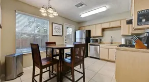 Modern Family Home, Close to Typhoon Texas and Tesla Gigafactory - Image 2