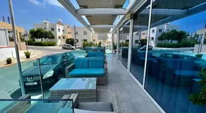 Sunny Blue Hotel - Image 5