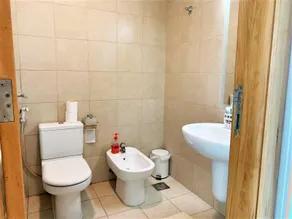 HIGH END  2 BEDROOMS APARTMENT IN ZIG ZAG TOWER - Image 2