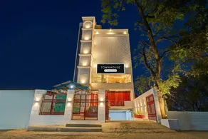Townhouse Oak Patel Nagar Dehradun Railway Junction - Image 3