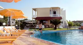 Elena Rooms & Apartments - Image 3