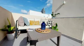 Bright spacious getaway close to the Sea - Image 4
