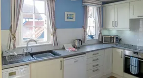 Ogilvie Lodge Apartment - Image 3
