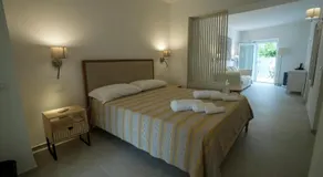 Praialonga Suites with Pool and Garden - Image 2