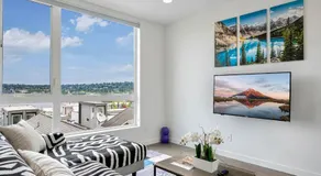 3BR Queen Anne House with Rooftop access - Image 2