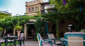 Hotel Bow Garden - Image 5