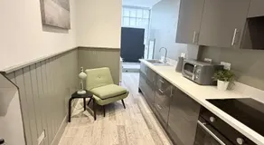 The Urban Retreat - Image 5