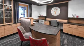 Hotel & Destillerie Sonnfeld - Image 3
