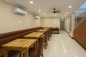 Hotel Walk Inn - Image 3