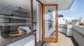 Camborne Holiday Apartments - Image 3