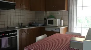 COZY & QUIET CITY APARTMENT - Image 5
