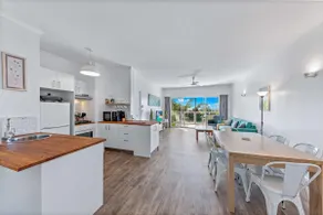 2BR Whitsundays Oasis w/ Ocean Views - Image 3