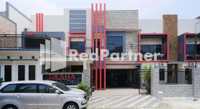 Dea Homestay Syariah at Kertomenanggal Surabaya Mitra RedDoorz - Image 2