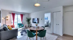 Montreal & Free Parking Comfy Cozy Pierrefonds Apts - Image 2