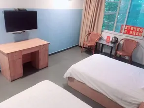 Longquan Hotel - Image 3