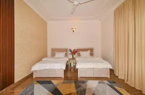 Luxury Calm Private Pool Villa - Image 3