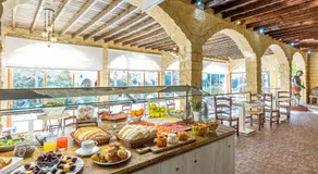 Hotel Plaza Del Castillo - Image 4