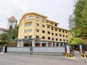 Zhongmei Hotel - Image 5