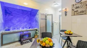 Hotel House - Image 3