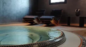 Bungalow 2 4 Personnes Dans Residence Hoteliere - Image 3