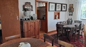 29onTait Guest House - Image 3